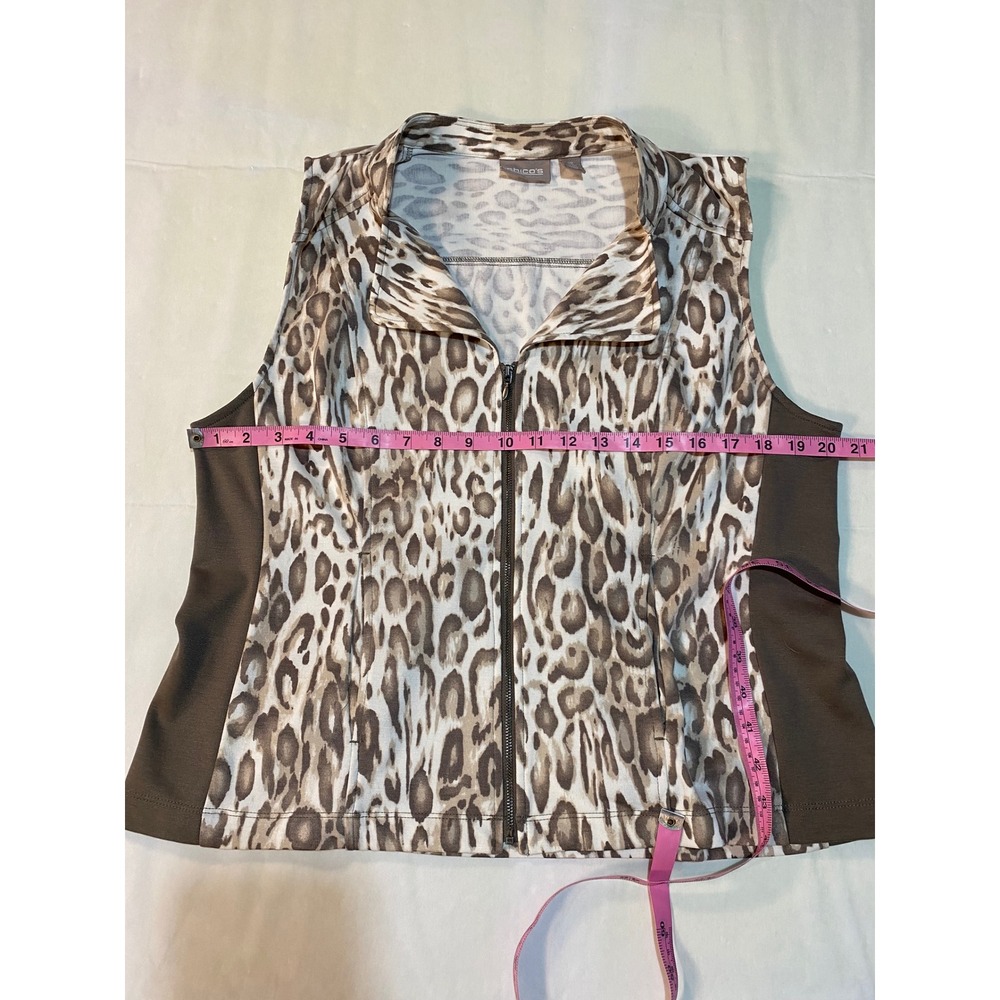 Chicos Leopard Print Zip Front Vest Women Size 2 (US size 12) Sleeveless Collar - Picture 5 of 6